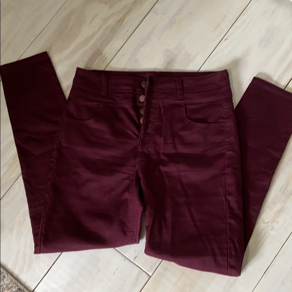 ✨ Maroon Jeans 👖 ✨